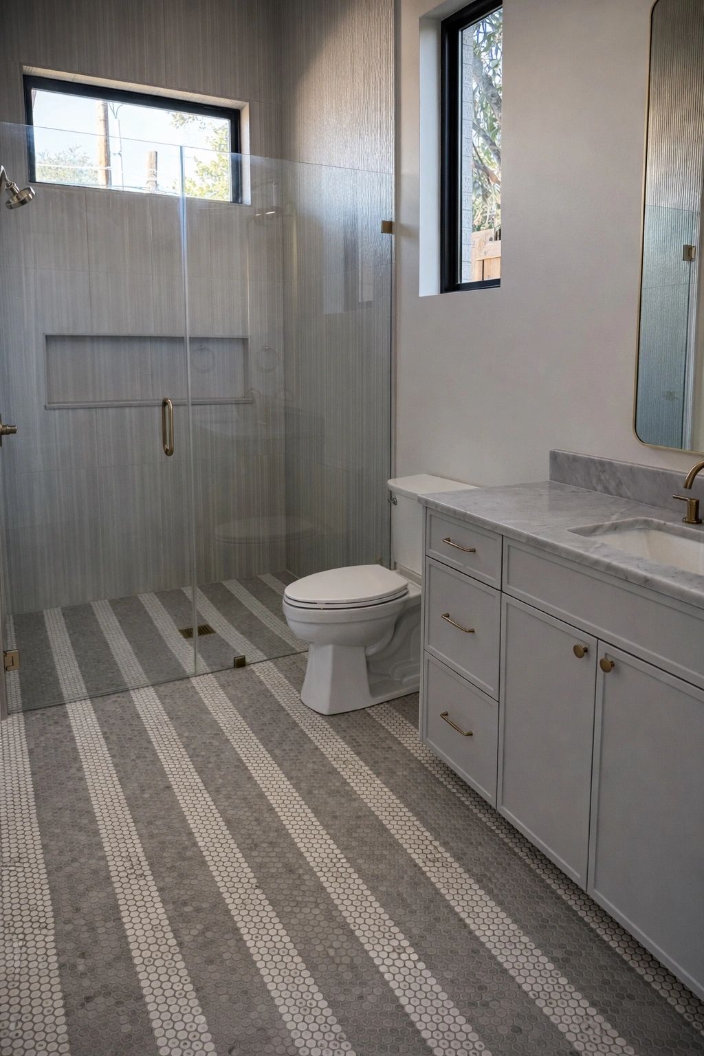 Guest bathroom — Select Custom Home